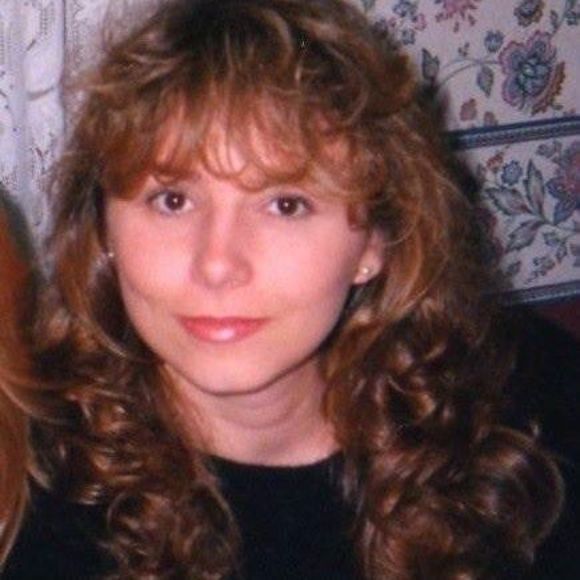 Meet your Posher, Debi - Picture 1 of 1